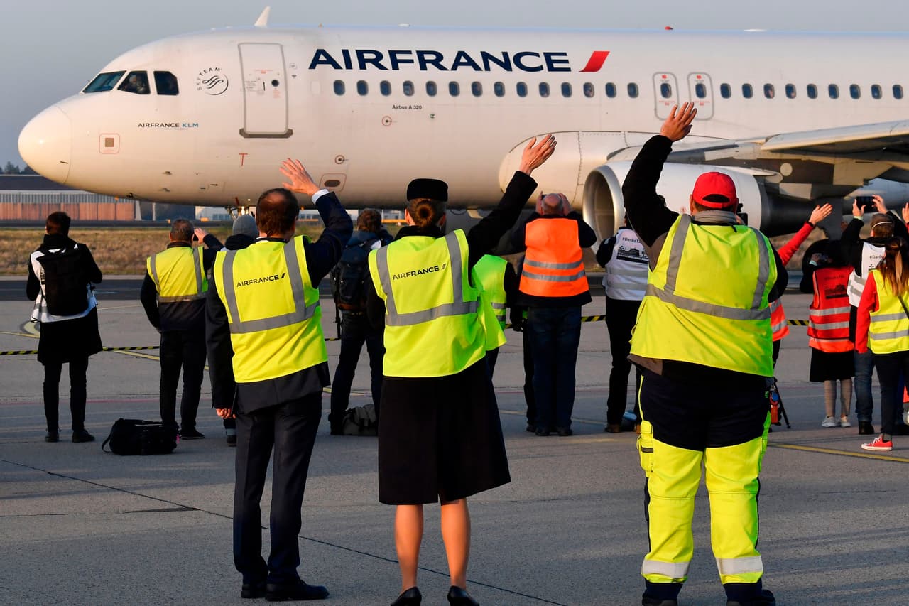 <b>Puesto 10. Air France</b>
<br>
<br>La mayor compañía aérea francesa recibió los premios a la ‘mejor aerolínea de Europa’, ‘mejor aerolínea de Europa occidental’ y ‘mejor aerolínea de Francia’.