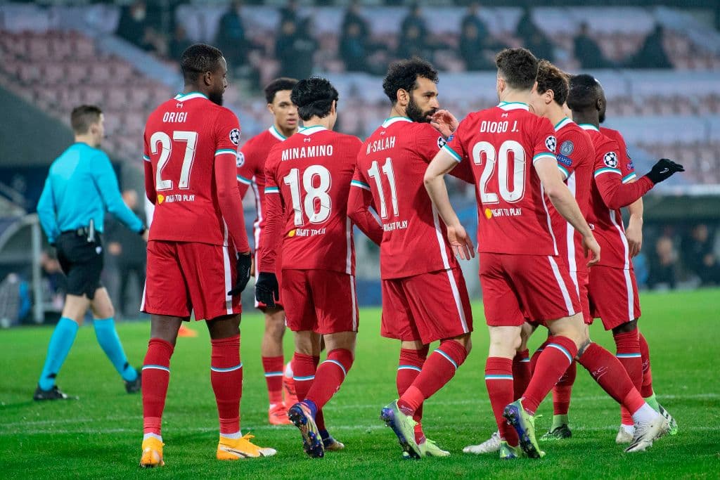 Salah (1’) adelantó con gol de vestidor y Scholz (62’) igualó el marcador luego de cobrar una pena máxima. El conjunto danés ya no tenía posibilidades de continuar compitiendo en el torneo. Los de Klopp se medirán al Fulham en su siguiente duelo de la Premier League.