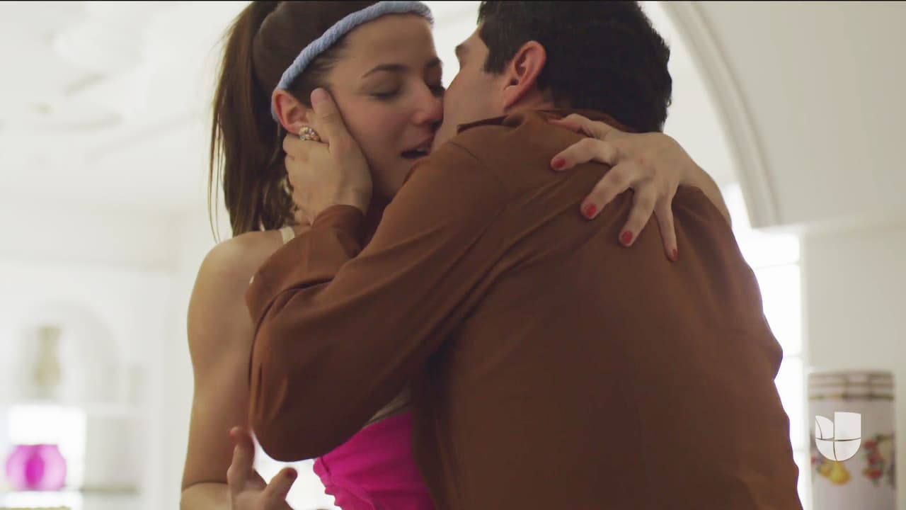 Graciela and Joaquin’s son is nicknamed ‘El Moreno’.