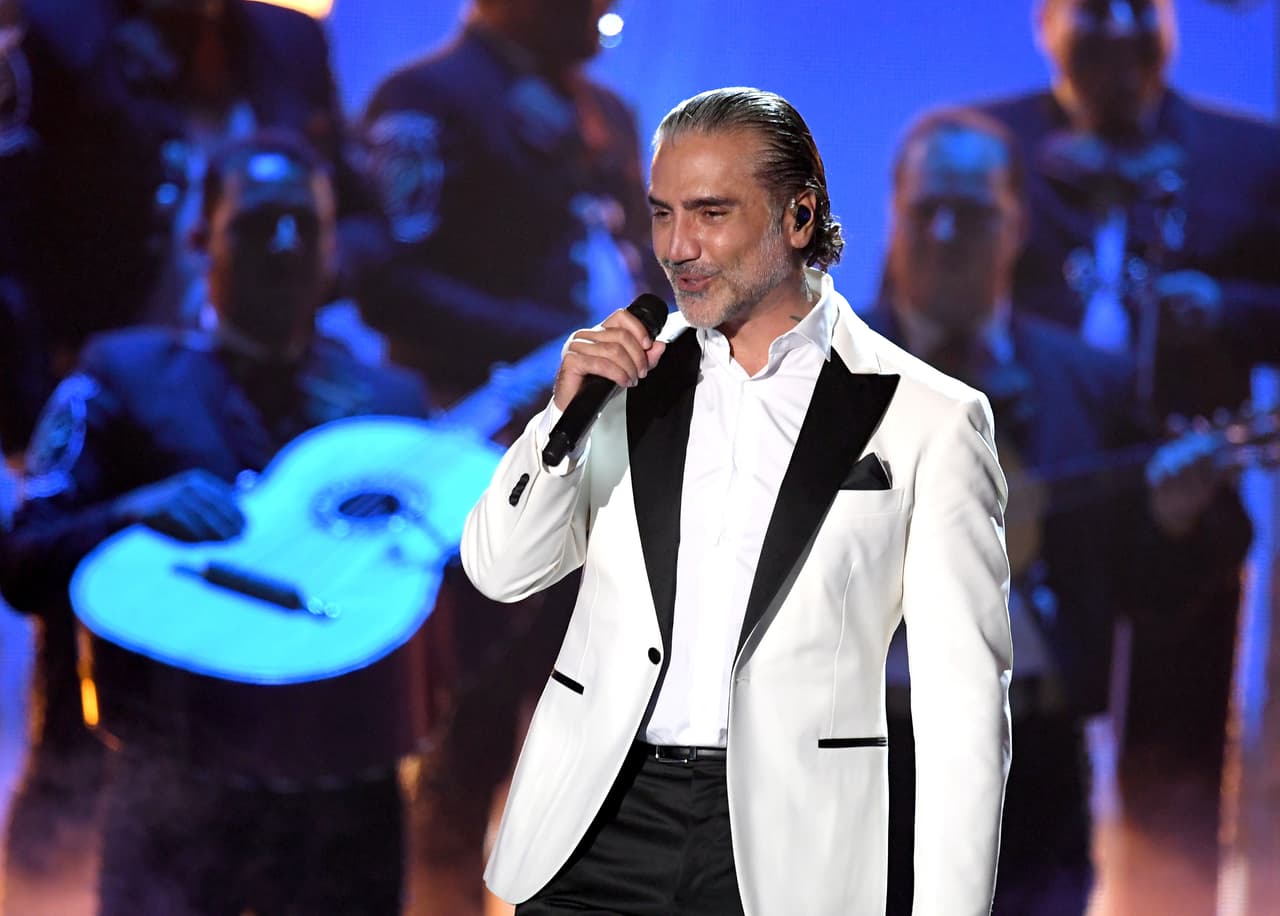 <b>Alejandro Fernández</b>: el hijo de Chente registra 20 millones de discos vendidos en su carrera. 
<br>