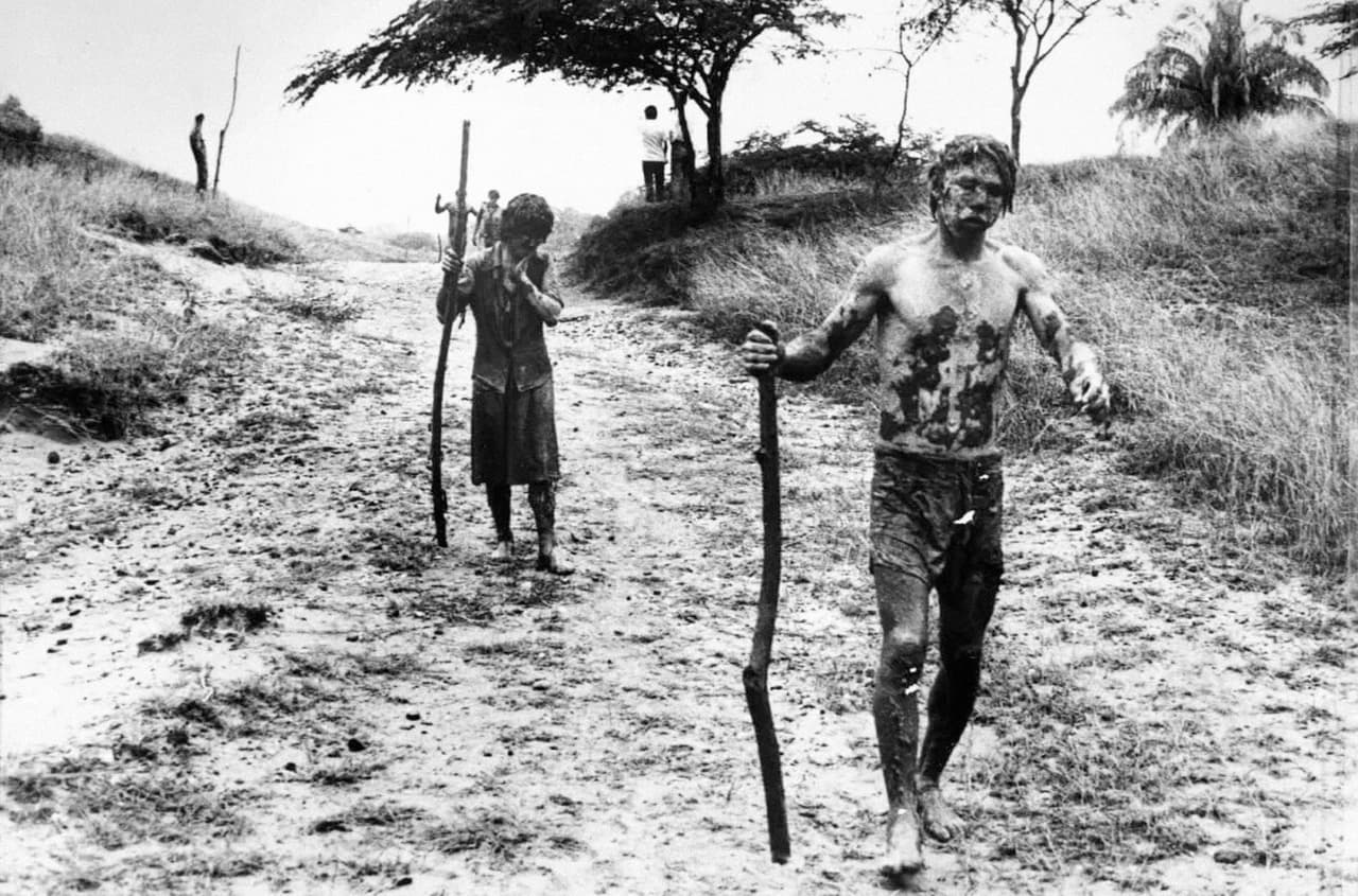 El 13 de noviembre de 1985 el cráter del volcán estalló, y causó un deshielo que provocó una avalancha sobre la ciudad.