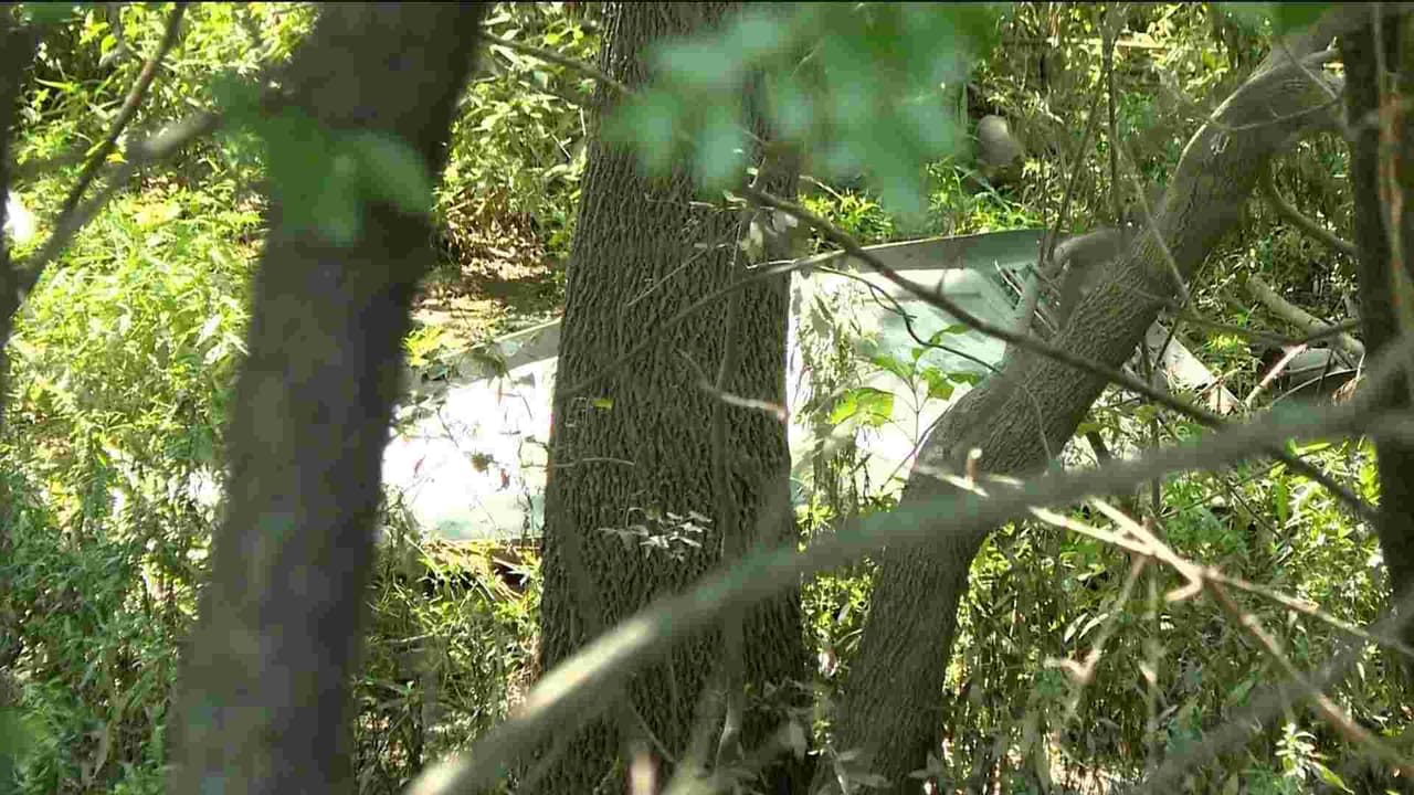 Una mujer sobrevive varios días en un barranco atrapada entre la maleza: Así se logró su rescate