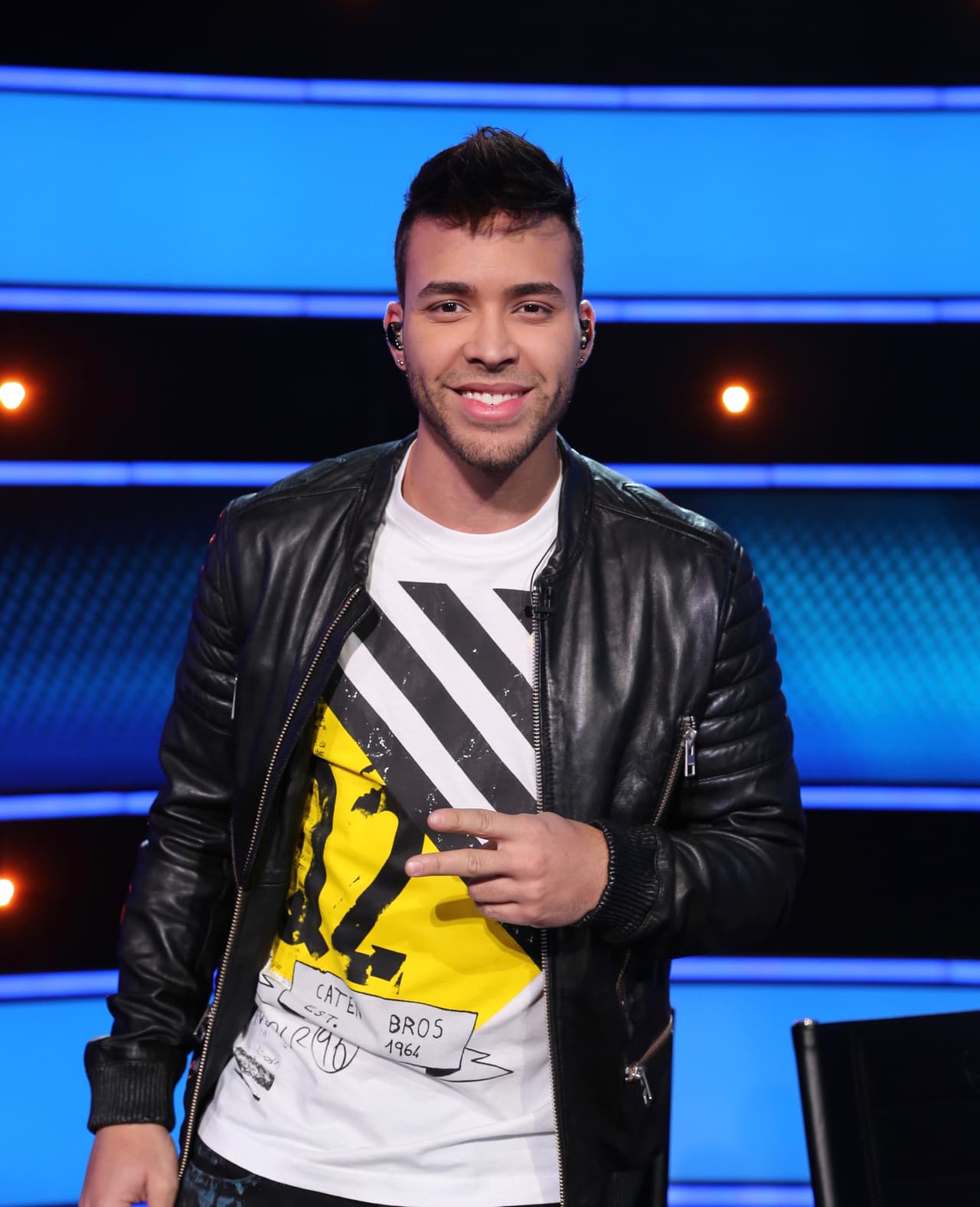 Su combinación de pop con ritmos tropicales fue sumamente exitosa, por lo que sólo un par de años después vio la luz su segundo trabajo, ‘Phase II’, en el que experimentó con más ritmos, incluido el mariachi, además de canciones en inglés y en español.