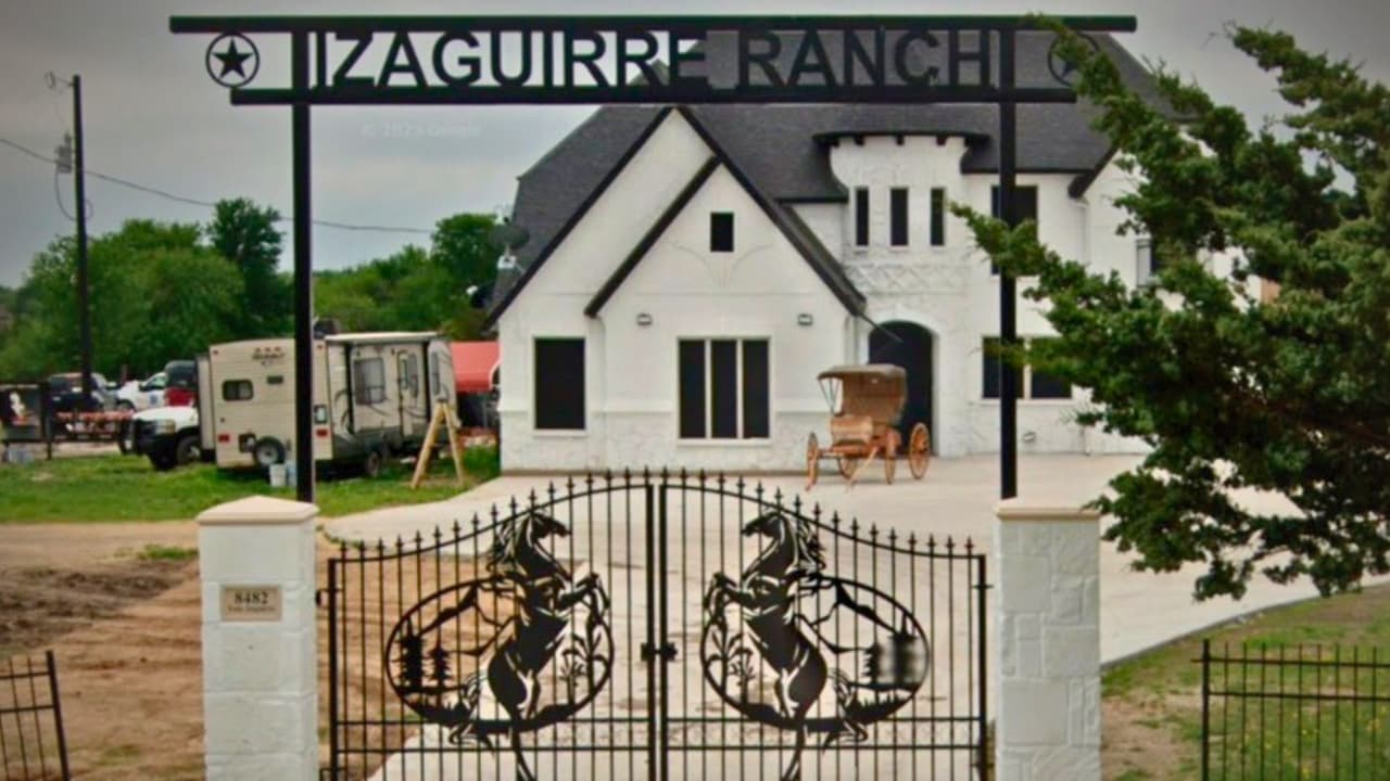 Familia Izaguirre en Texas sufre acoso por coincidir en gustos con un rancho del narco en Jalisco