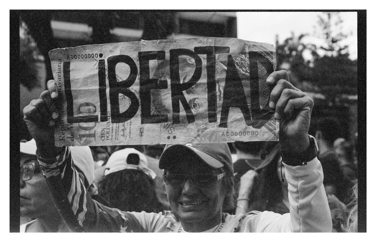 Millones de venezolanos buscan recuperar la libertad, tras varios años de autoritarismo.