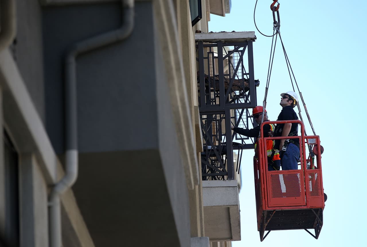 Seis personas murieron y otras siete resultaron heridas luego del colapso.