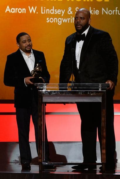 Aaron W. Lindsey (Houston) ganó el premio a Mejor Presentación de Gospel y Mejor canción en el mismo género.
