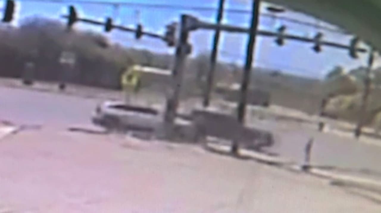 Video capta el momento en que madre hispana es atropellada por un Uber en San Antonio