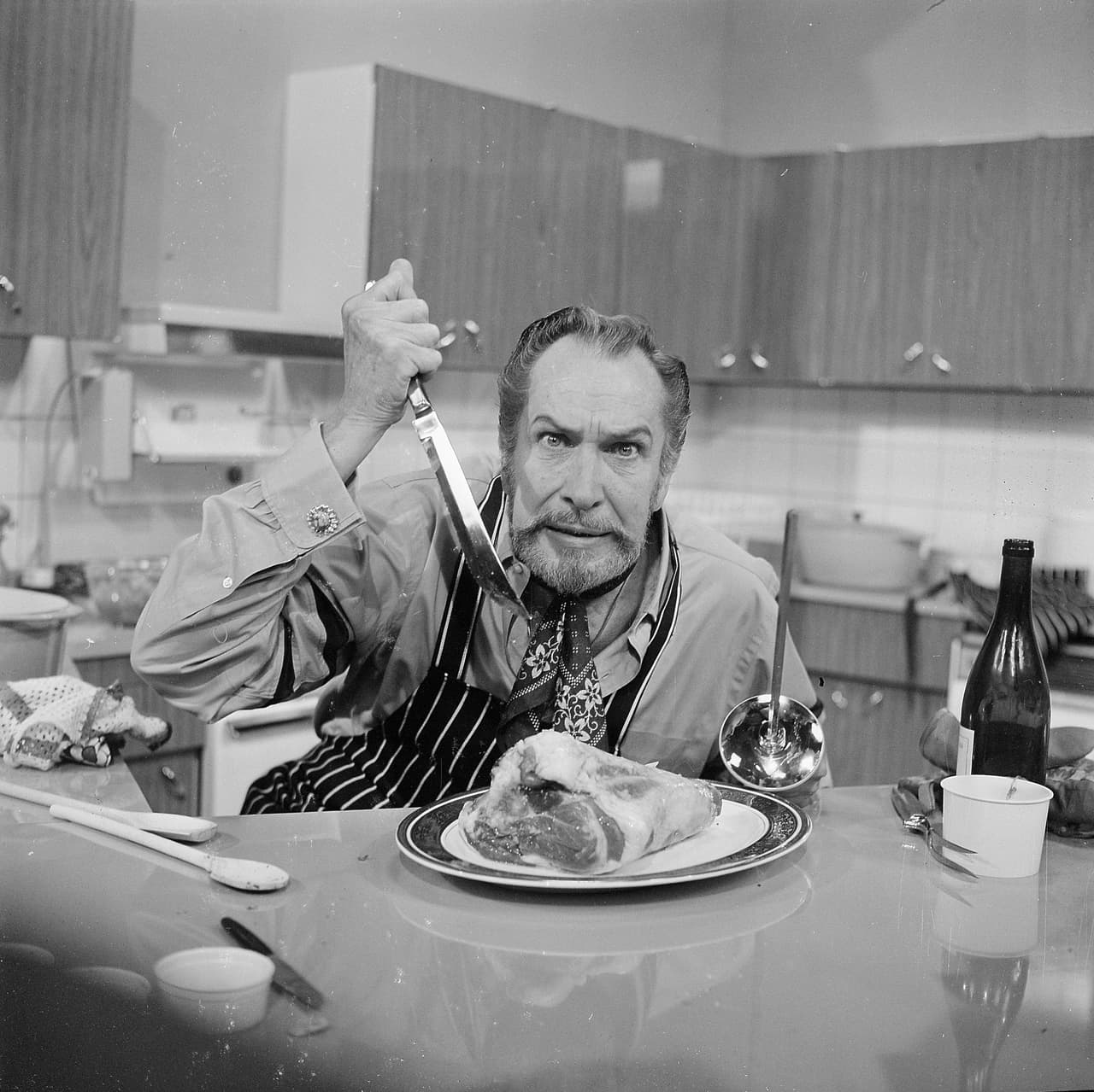 Le sigue el actor 
<b>Vincent Price</b> (1911-1993) con 41.