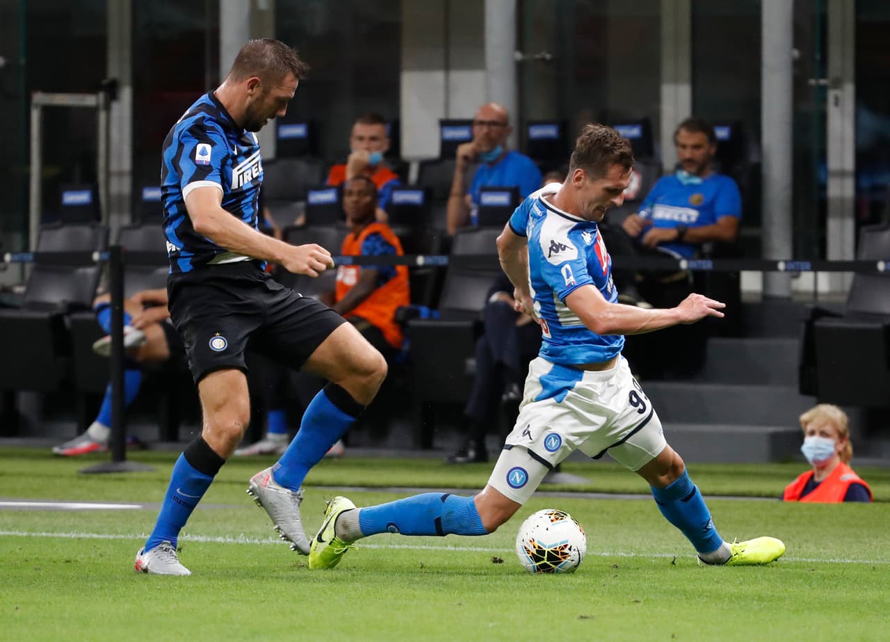 Con goles de Danila D'Ambrosio y Lautaro Martínez, el Inter se lleva los putos y deja al Napoli prácticamente fuera de los puestos de competicones europeas.