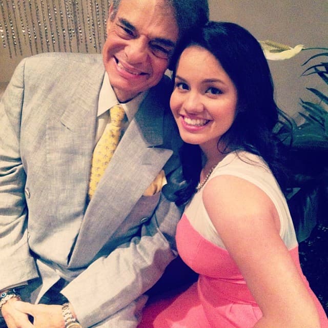 Según palabras de Sarita, uno de los últimos deseos de José José fue que ella continuara con su carrera en el mundo de la música, al respecto dijo a 'Suelta la sopa' que sí le gustaría "pero es todo a su tiempo, no tengo prisa. Lo que quiero enfocarme es en mi mamá y tratar de salir adelante primero".