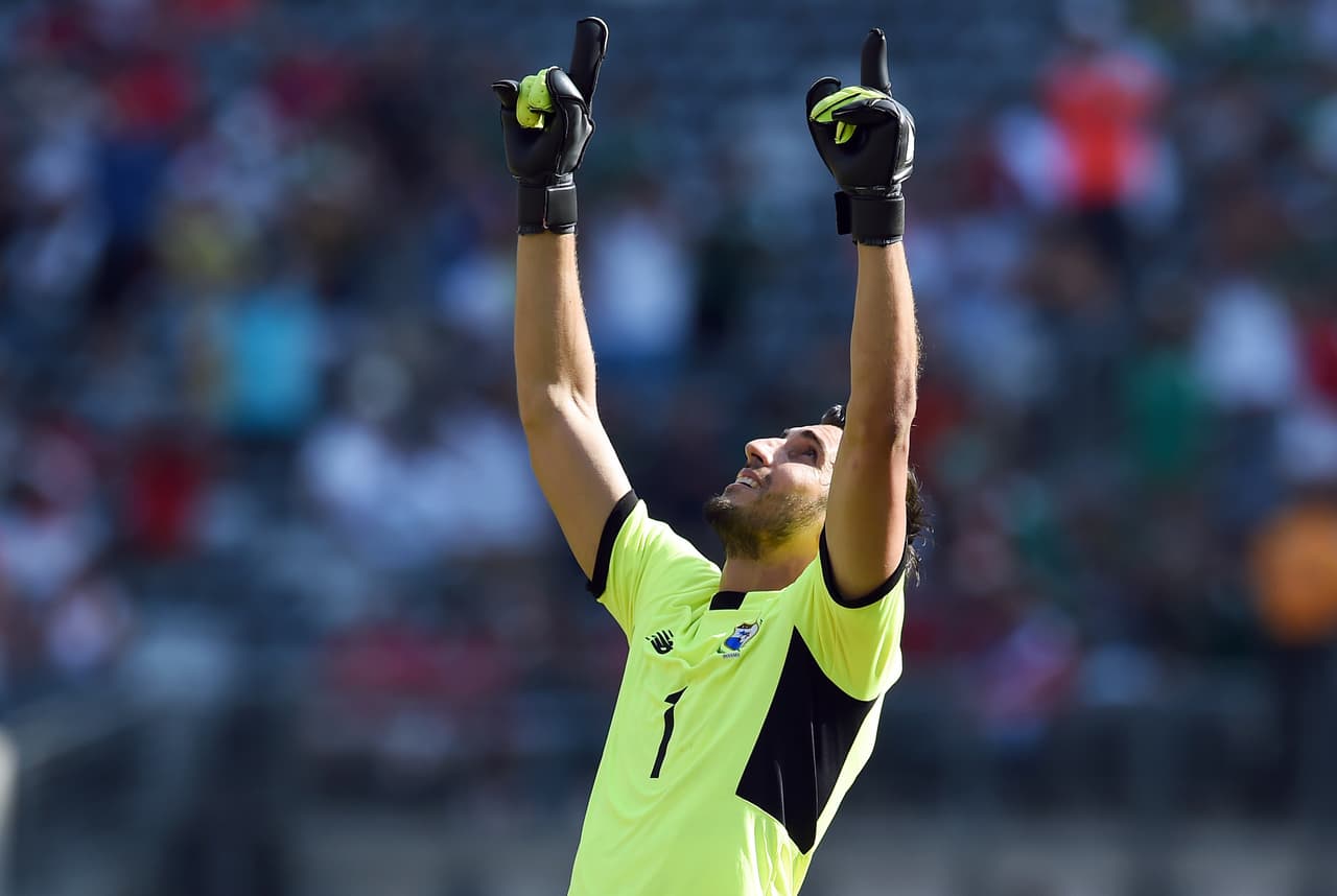 Saprissa contrata a Jaime Penedo