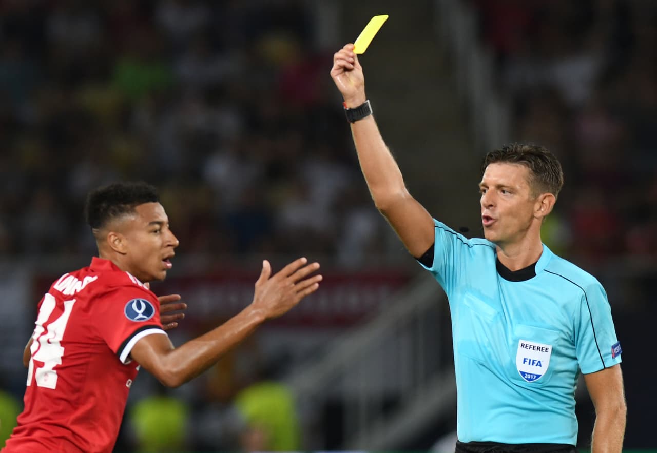 11: Gianluca Rocchi de Italia. Destacado en partidos de UEFA e incluso dirigió la Supercopa de Europa este año.