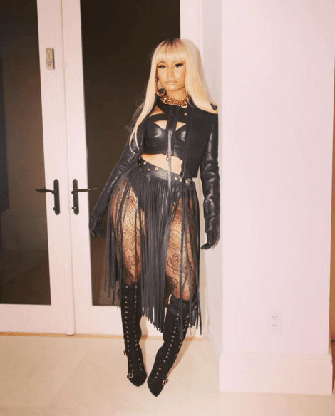 Ella es súper atrevida en su forma de vestir. Se arriesga por modelos que la mayoría ni siquiera consideraría.