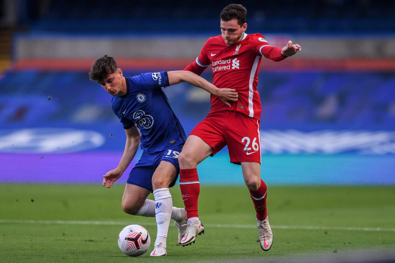 Chelsea arma buena jugada, pase de Kovacic estuvo cerca de llegarle a Mount, pero no logra concretar.