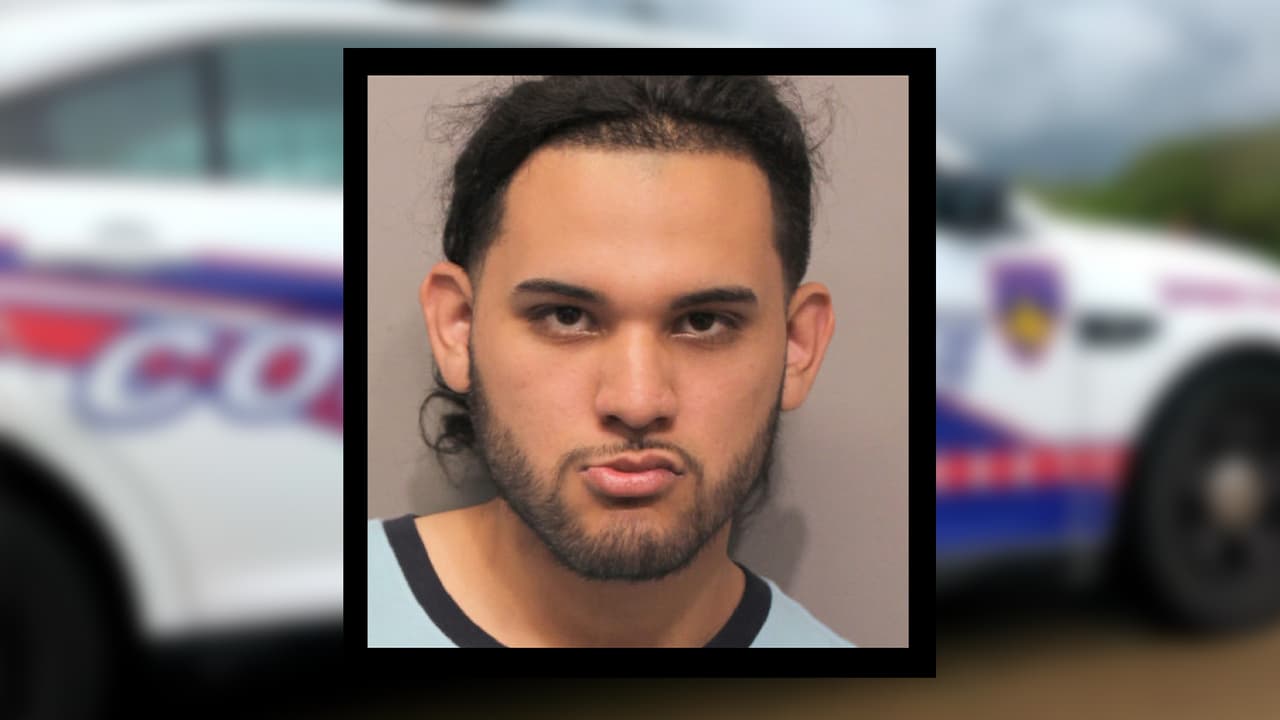 Acusan a hombre causar dos accidentes y escapar dejando lesionados al norte de Houston