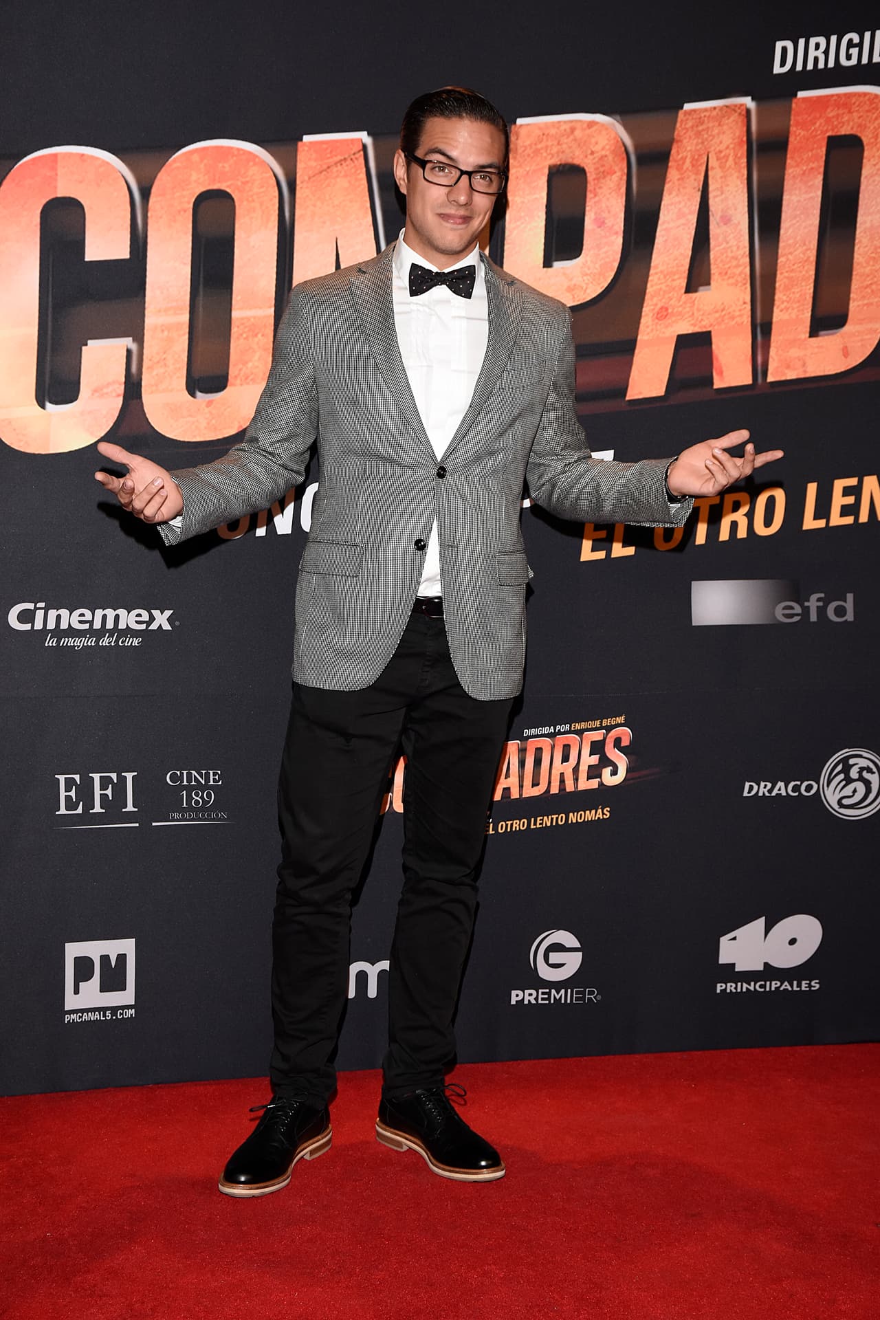 Vadhir Derbez fue a apoyar a su hermana.