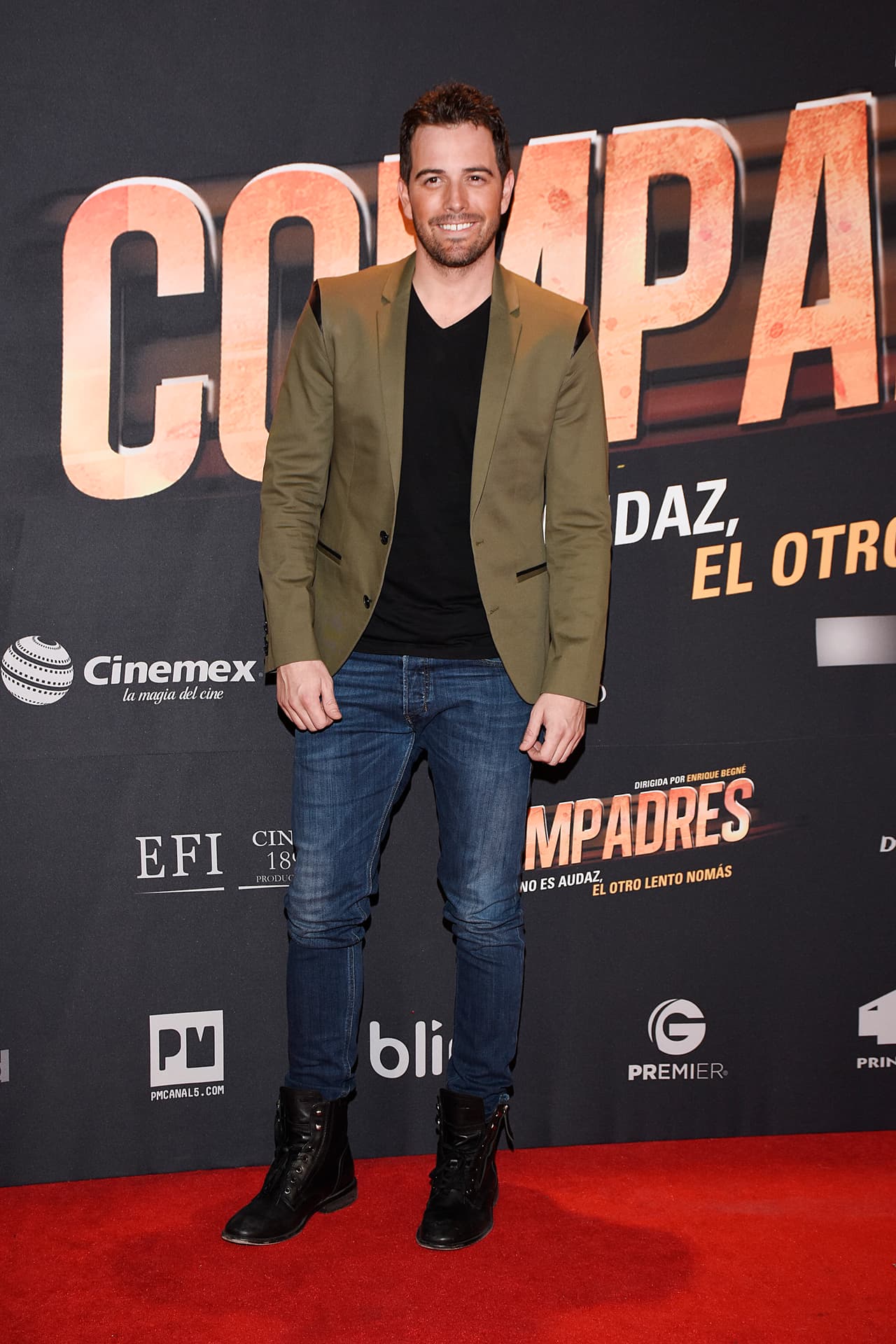 Al estreno también fueron otros famosos como Mane de la Parra