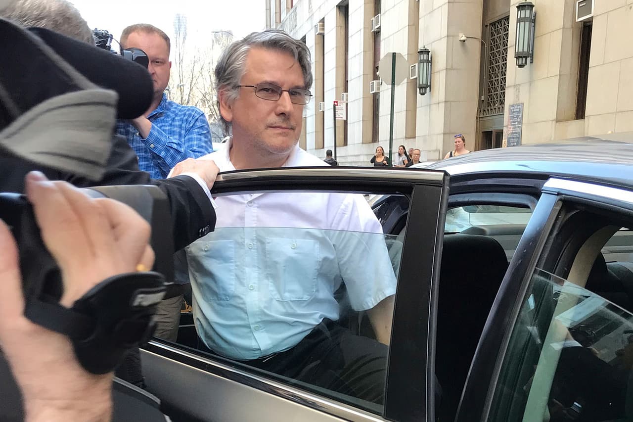 Médico Ricardo Cruciani es declarado culpable de abusar sexualmente de sus pacientes