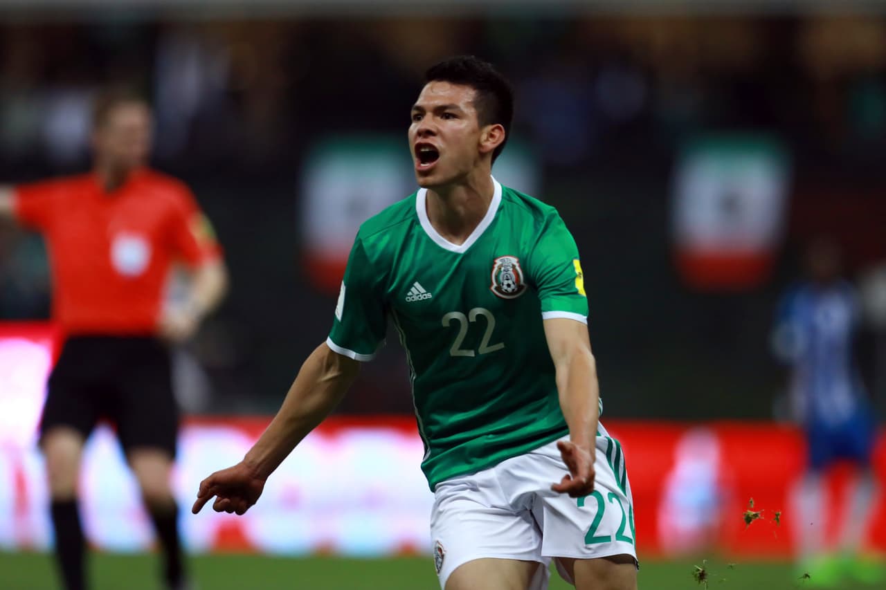 MEXICO CITY, MEXICO - JUNE 08: Hirving Lozano of Mexico celebrates after scoring his team's second goal during the match between Mexico and Honduras as part of the FIFA 2018 World Cup Qualifiers at Azteca Stadium on June 08, 2017 in Mexico City, Mexico. (Photo by Miguel Tovar/LatinContent/Getty Images)
