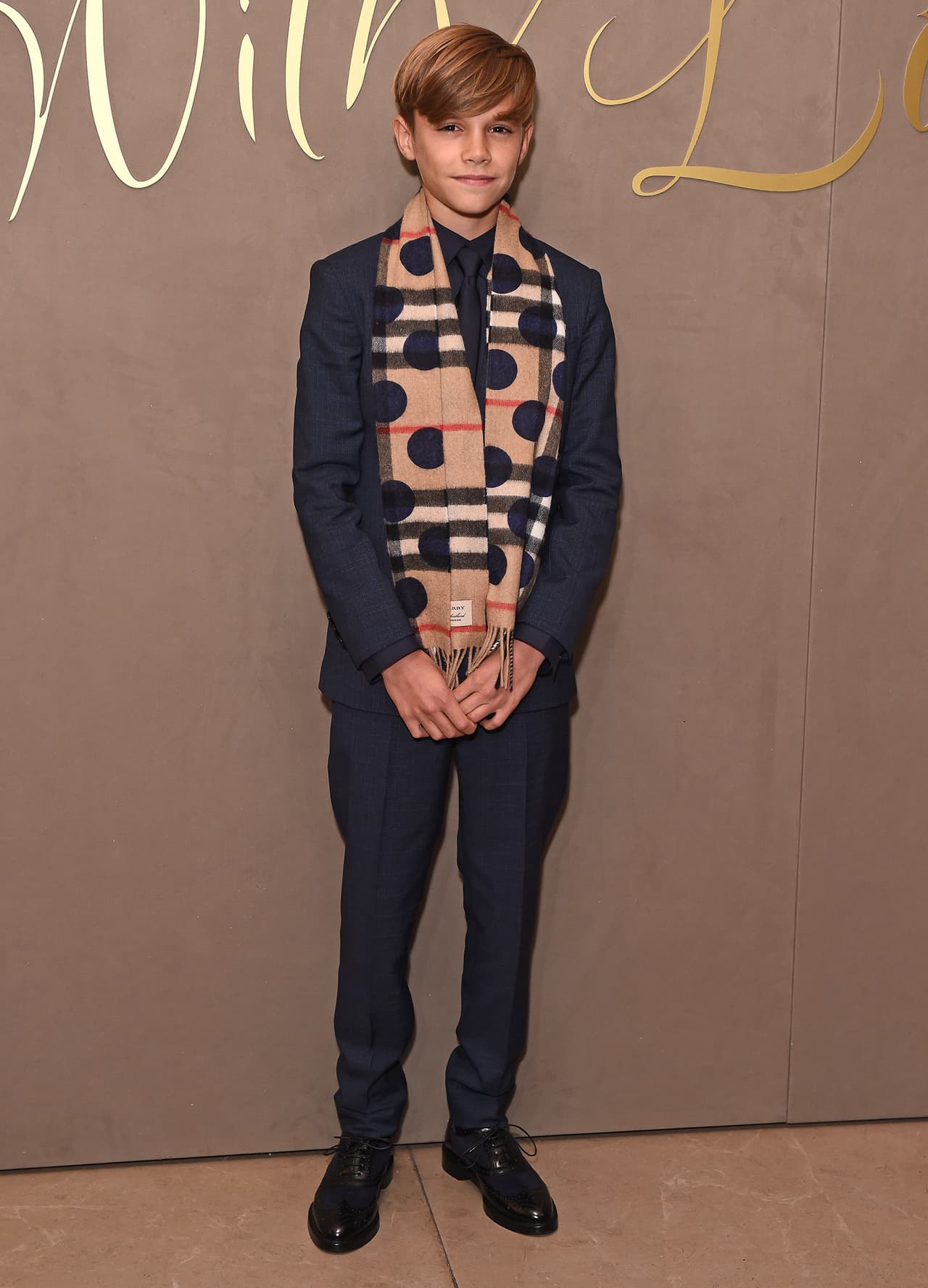 Su hermano, 
<b>Romeo Beckham</b> ya ha sido imagen de una de las marcas más cotizadas y se ha convertido en una cara habitual en Burberry.