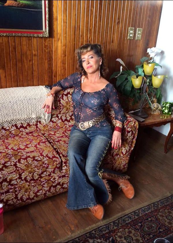 ¿Qué tal se ve en su personaje de ‘Rosy’?