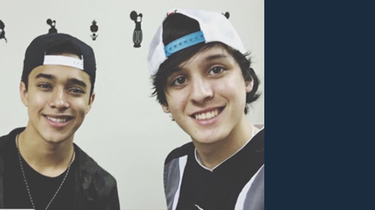 Todos saben que están luchando por el mismo sueño y al final sólo 5 serán los ganadores, pero esto no los detiene de ser buenos amigos y divertirse en su tiempo libre.