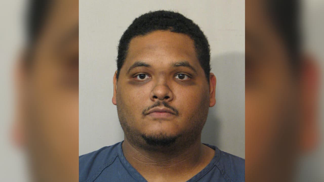 Antoine Uneil Leggett-Gordon de 32 años. Acusado de falsificación. Última ubicación conocida: Houston, Texas. Tiene antecedentes por conducir con licencia suspendida en el condado Harris.