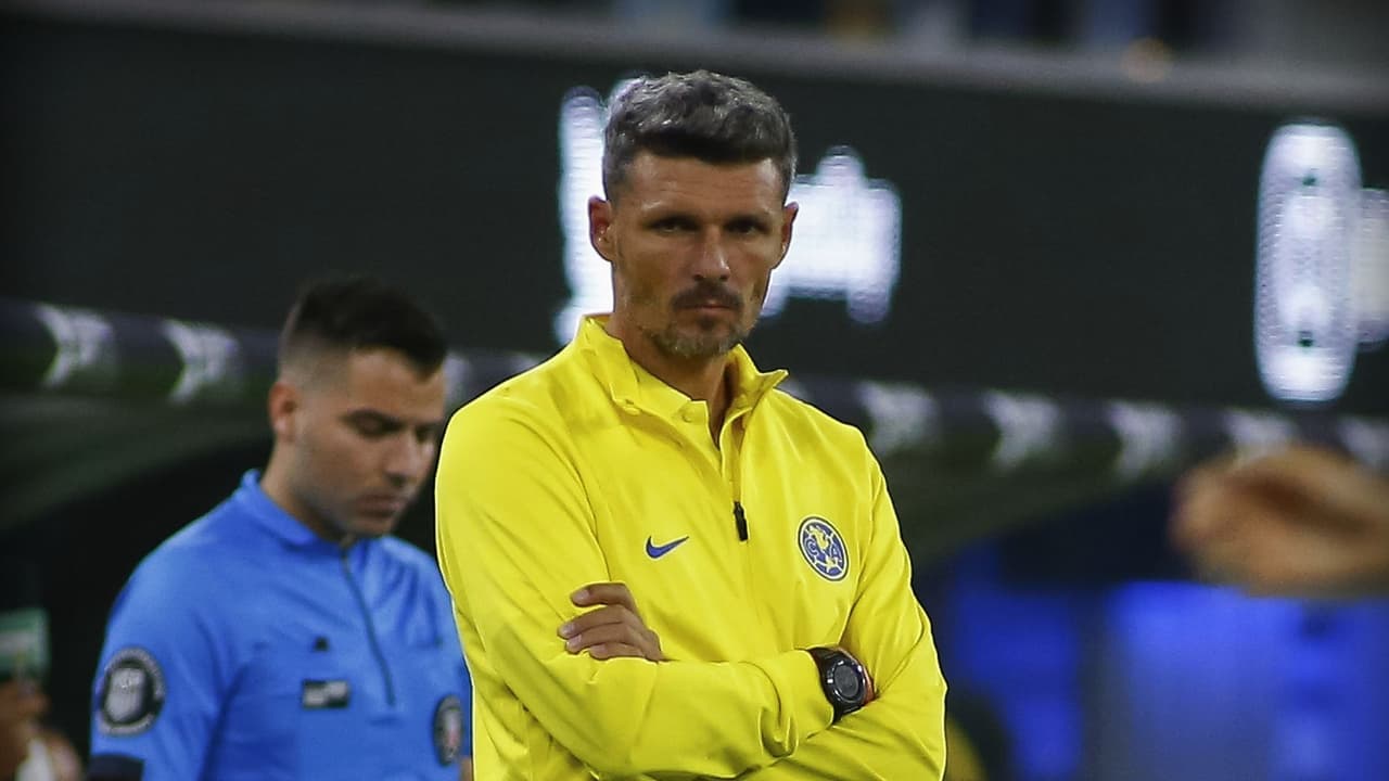 'Tano' Ortiz 'se queja' de la cancha del SoFi Stadium tras duelo de América ante LAFC