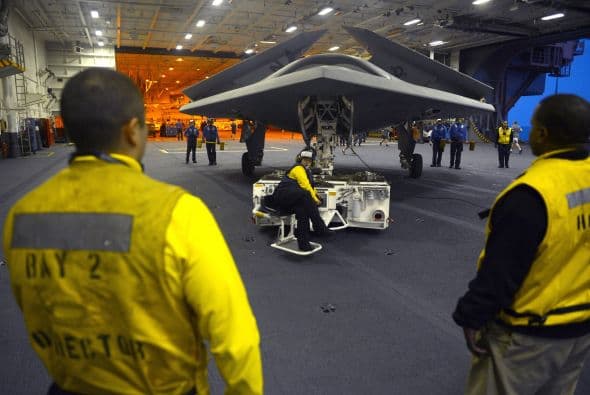 Las fuerzas armadas los utilizan de manera habitual en Afganistán y otras zonas de guerra, mientras que la CIA ha efectuado con frecuencia ataques con ellos en la región fronteriza de Pakistán, en su mayoría operaciones secretas que provocan severas críticas del gobierno de ese país.