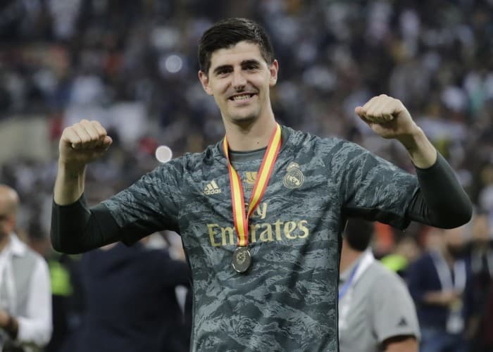 Courtois: "Hazard está muy bien, me sorprende el ritmo que tiene"