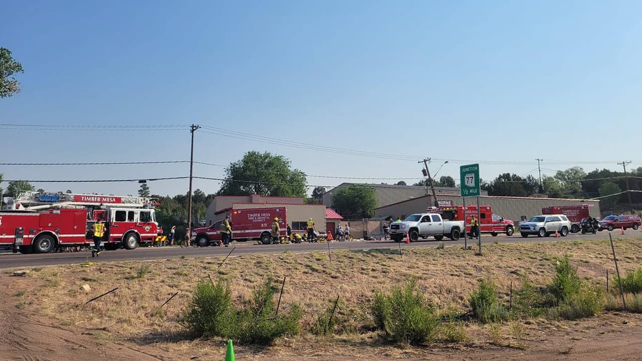 Conductor atropella a varios ciclistas y abandona la escena, según la policía de Show Low