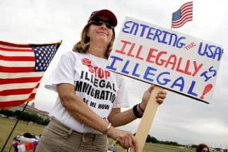 Milicias civiles de EEUU cancelan bloqueo de pasos fronterizos con México