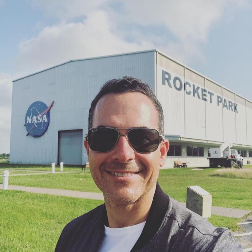 En mayo estuvo en Huston para cubrir una reportaje especial para Despierta América: "Estoy como niño chiquito en la NASA viendo el cohete que llevarán en su misión Orion a la luna y de ahí a Marte. ¡Lo mejor fue encontrar tantos hispanos trabajando aquí!"