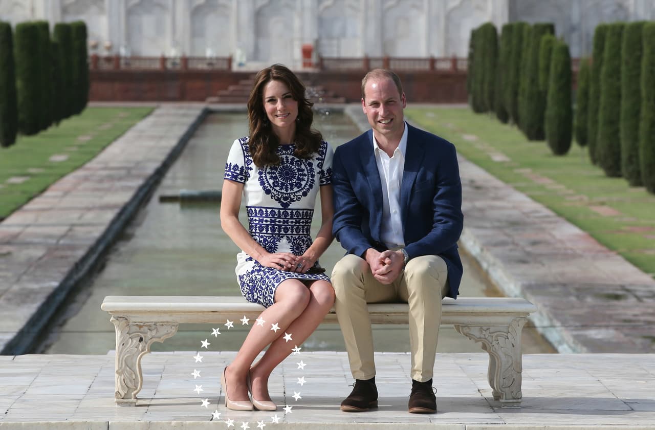 Los zapatos nude son un comodín en el armario. La misma Coco Chanel descubrió esa capacidad increíble que tienen de alargar las piernas, de extenderlas y hacer que las mujeres parezcan como si caminaran descalzas. Kate Middleton se ha convertido en el estandarte de esa elegancia recatada y sofisticada que siempre va de zapatos color piel.