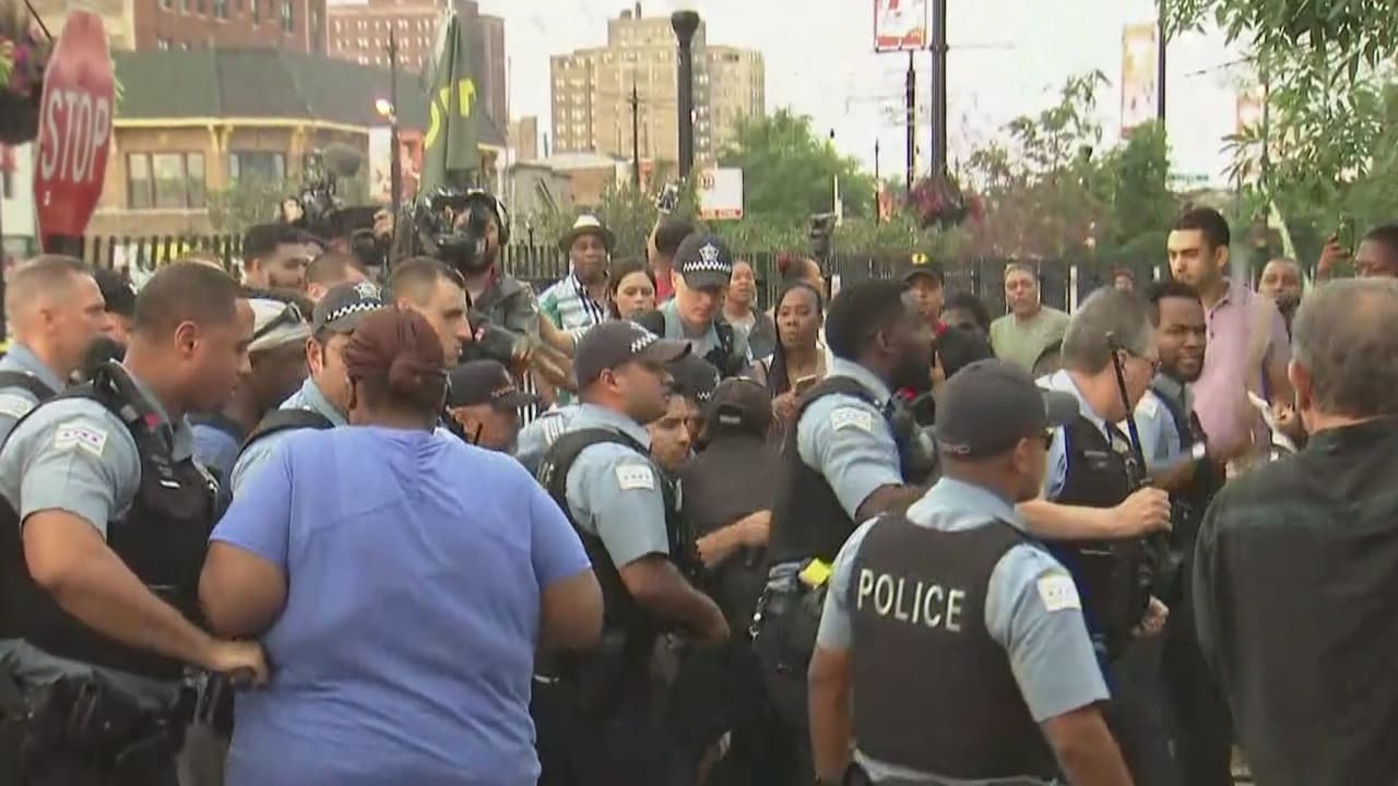 Protestas y enfrentamientos en Chicago por la muerte de un hombre a manos de la policía 