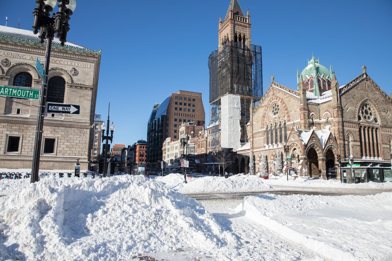 Aunque lo peor de la tormenta ya pasó, las autoridades han recomendado a los ciudadanos evitar los desplazamientos y que mantengan la prudencia si deben desplazarse por carreteras.