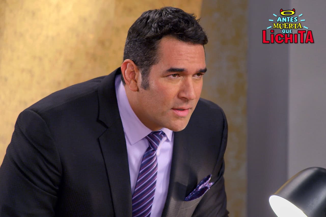 Augusto no descansará hasta encontrar al verdadero espía infiltrado.