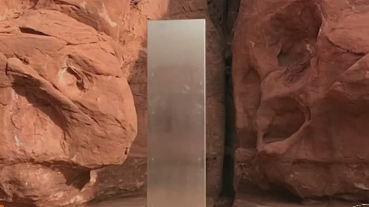 Misterioso monolito de metal desaparece del desierto de Utah