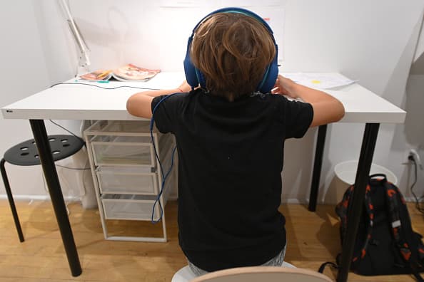 Por primera vez en una década la FDA aprueba otro medicamento contra el déficit de atención en niños