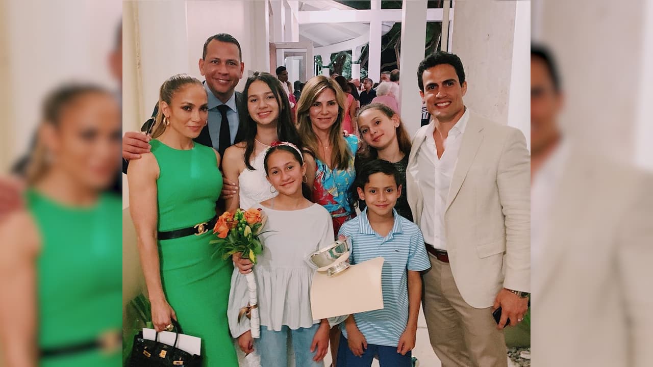 Situación incómoda: a JLo le tocó encontrarse con la ex de A-Rod en reunión escolar de su hija
