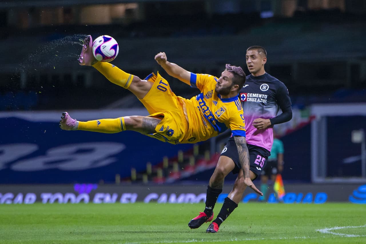 Los cementeros cayeron 2-0 y ponen en riesgo su calificación directa a la fiesta grande de la Liga MX. Nicolás López (69’) y Gignac (78’) marcaron por Tigres; ‘Cabecita’ Rodríguez falló un penal.