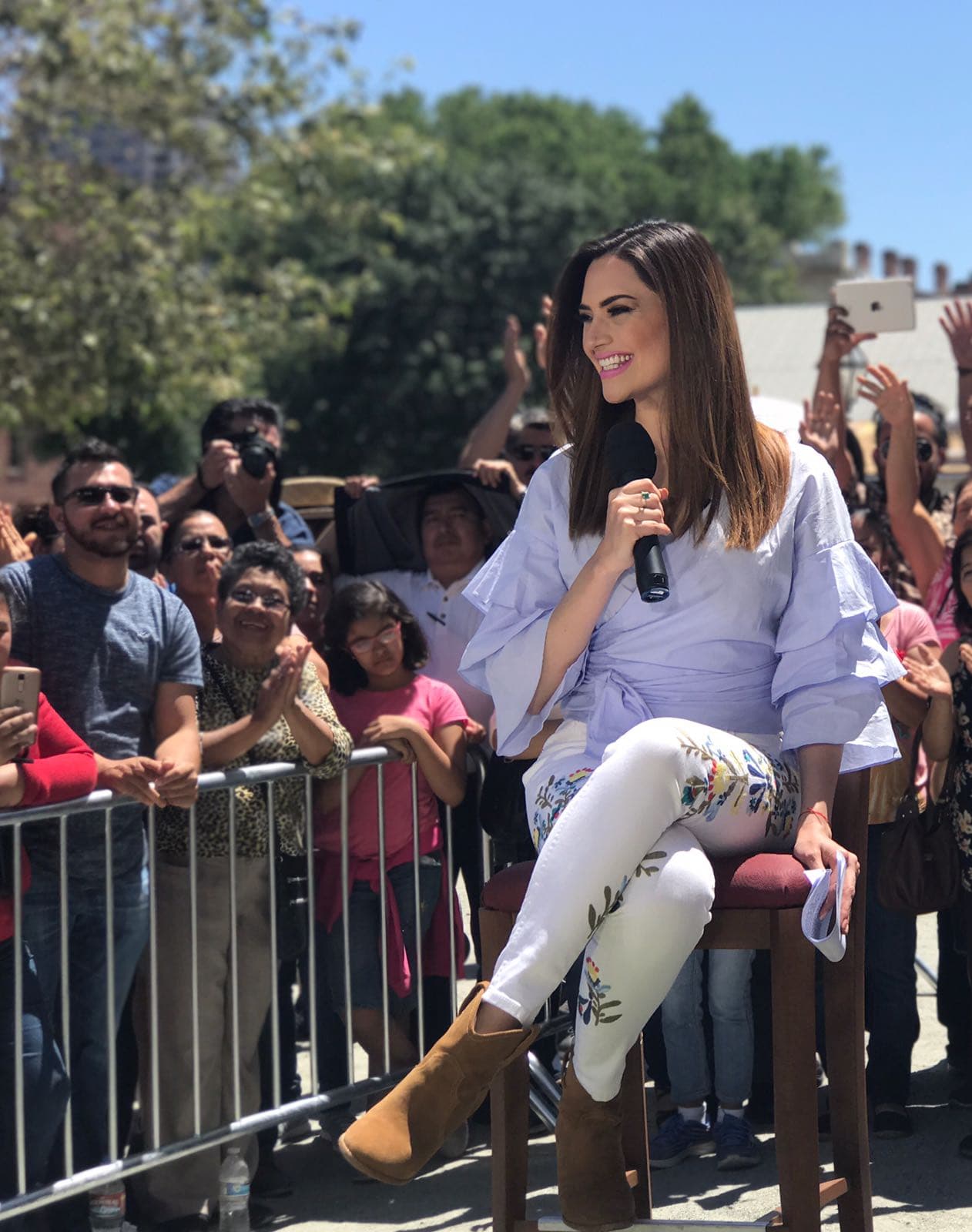 Michelle con nuestra gente de Sacramento el último día de Ruta.
