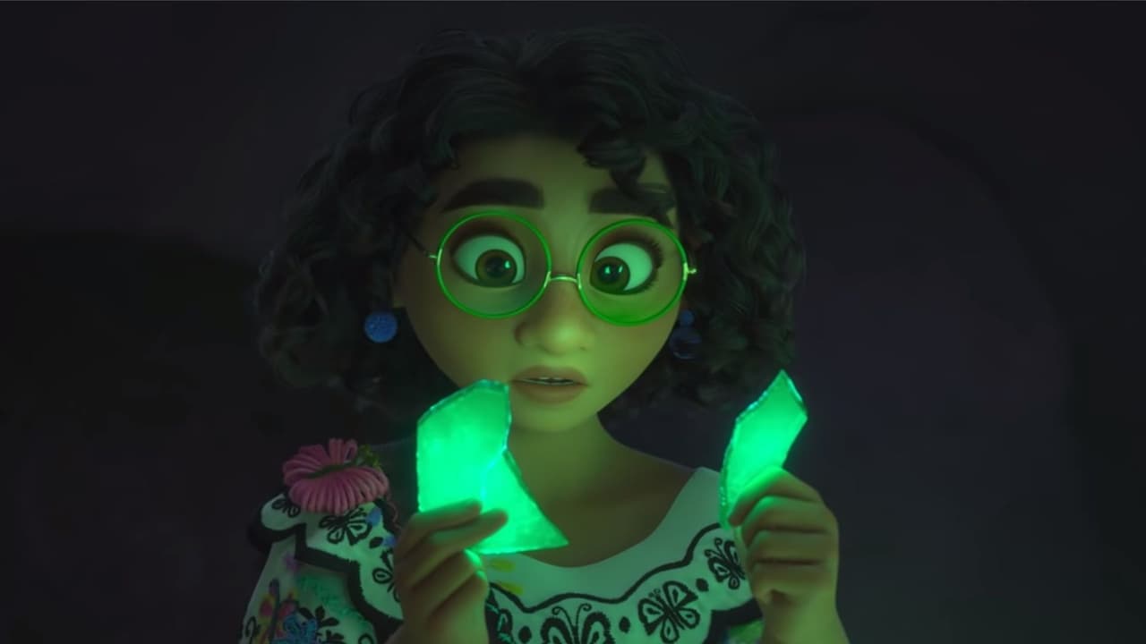 '
<b>Encanto'</b>
<br>La más reciente película de Disney, que se basa en la cultura colombiana y cuenta la historia de una familia que vive en una casa mágica en los Madrigales, ganó como la mejor película animada en los Globos de Oro este año.