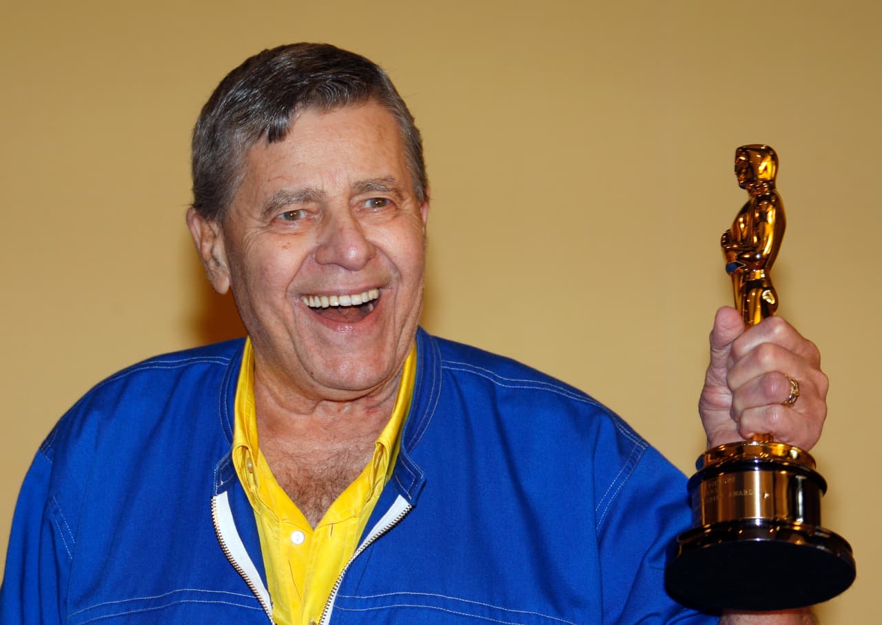 Otros de los ganadores de este reconocimiento han sido Gregory Peck, Frank Sinatra, Charlton Heston, Paul Newman, Oprah Winfrey y Angelina Jolie.