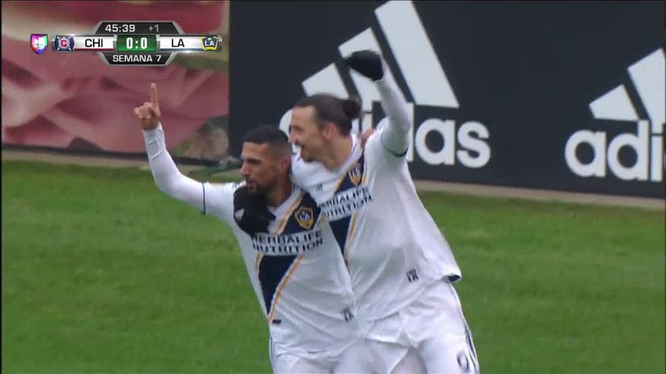 ¡GOOOL! Zlatan Ibrahimovic anota para LA Galaxy