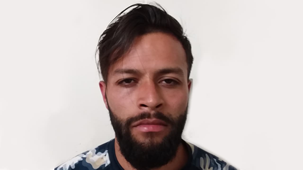 Identifican a maestro de Richmond acusado de tener relaciones sexuales con estudiante menor de edad