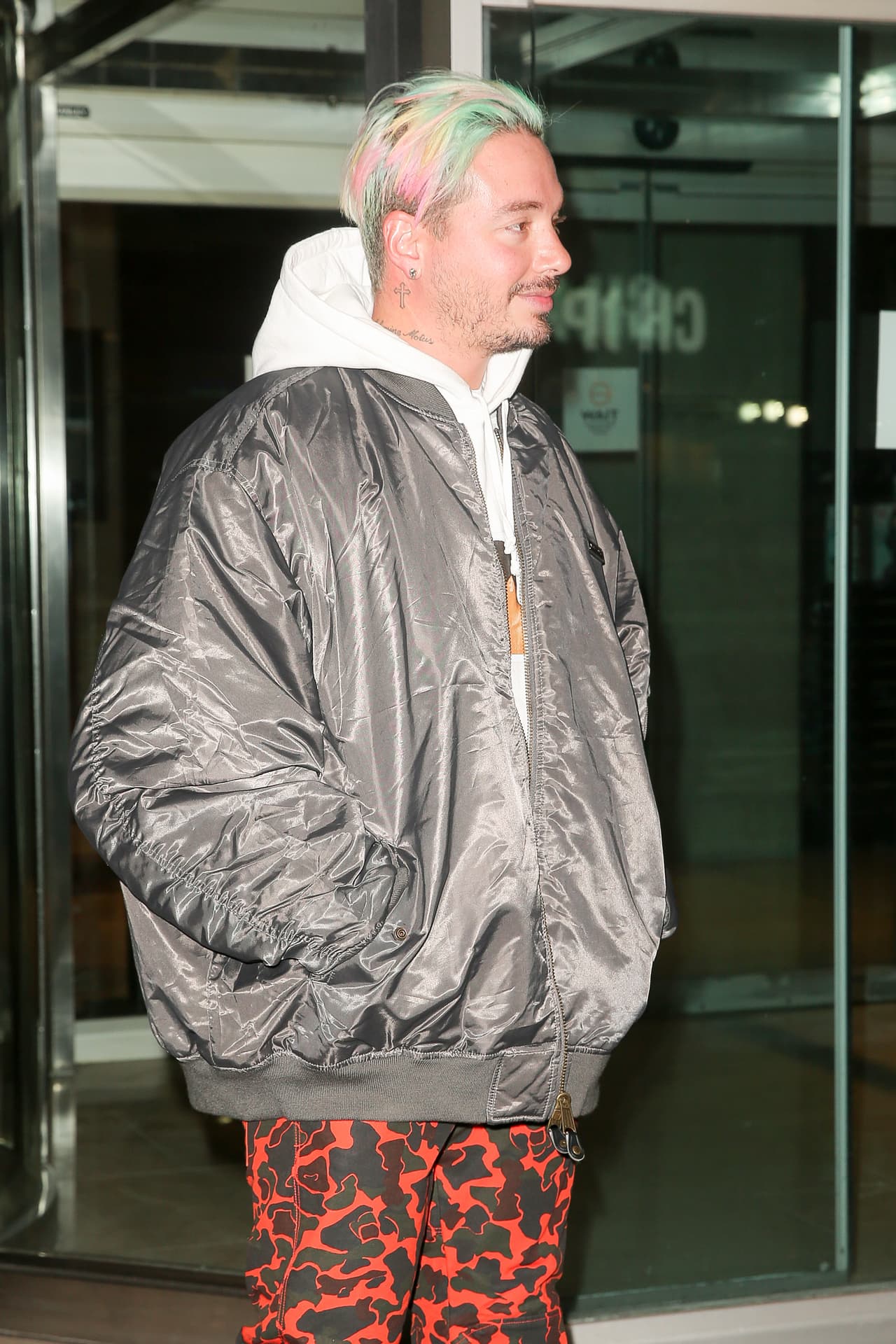 Al final J Balvin es considerado el camaleón de la música urbana y ya sabemos el motivo.