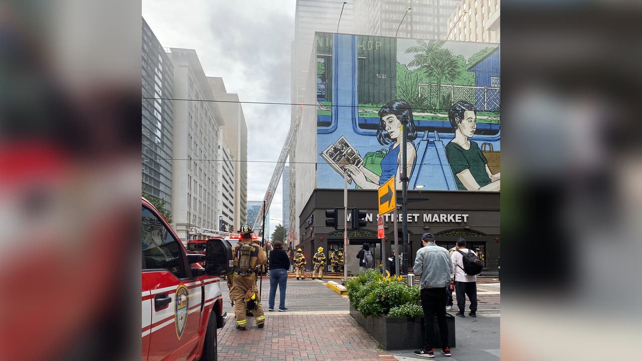 Incendio en el edificio Main St Market.