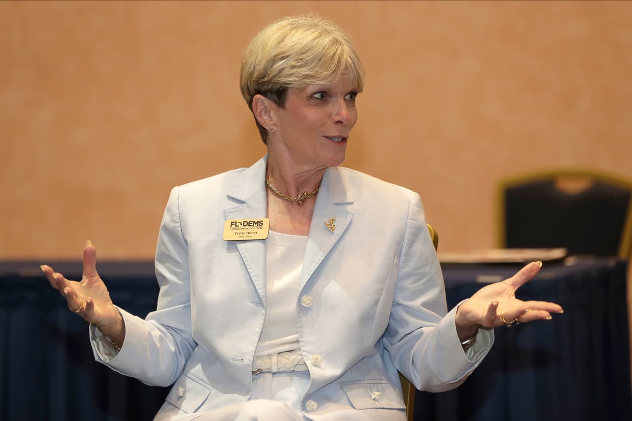 Demócratas en Florida afirman que el sistema de desempleo del estado es “tacaño”